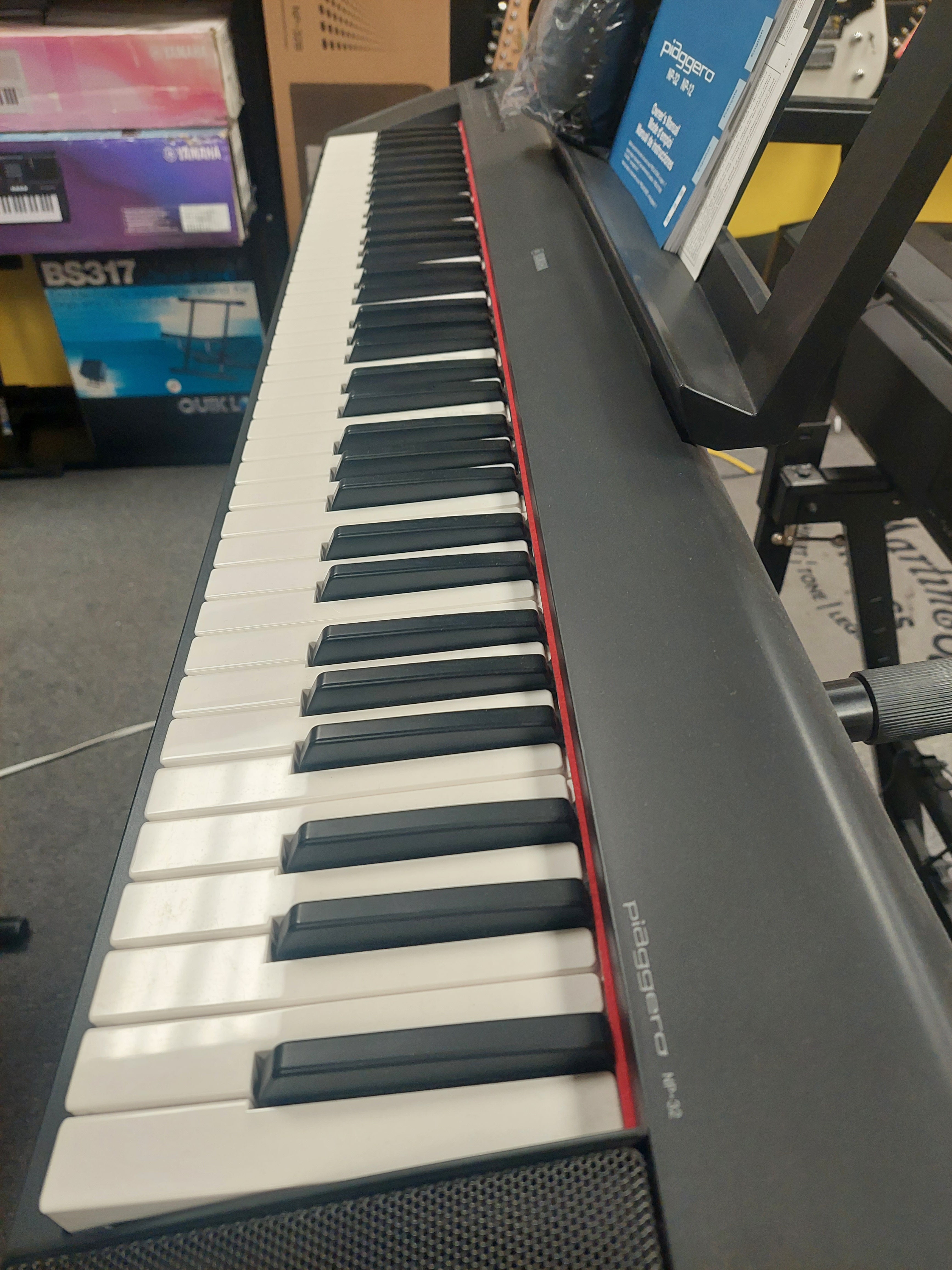 Yamaha 76 deals key digital piano