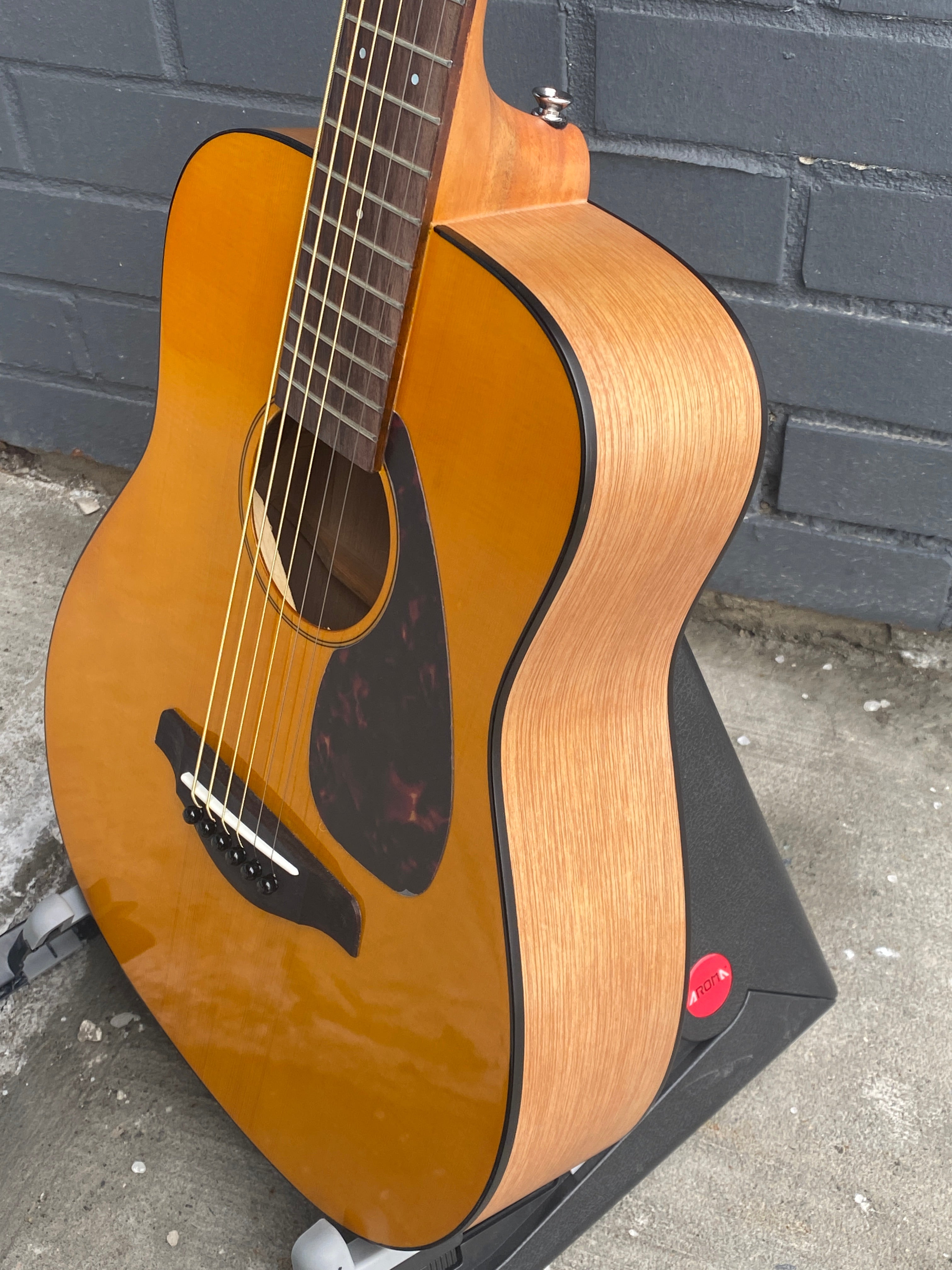 Yamaha FG-JR1 – Granata Music Ltd