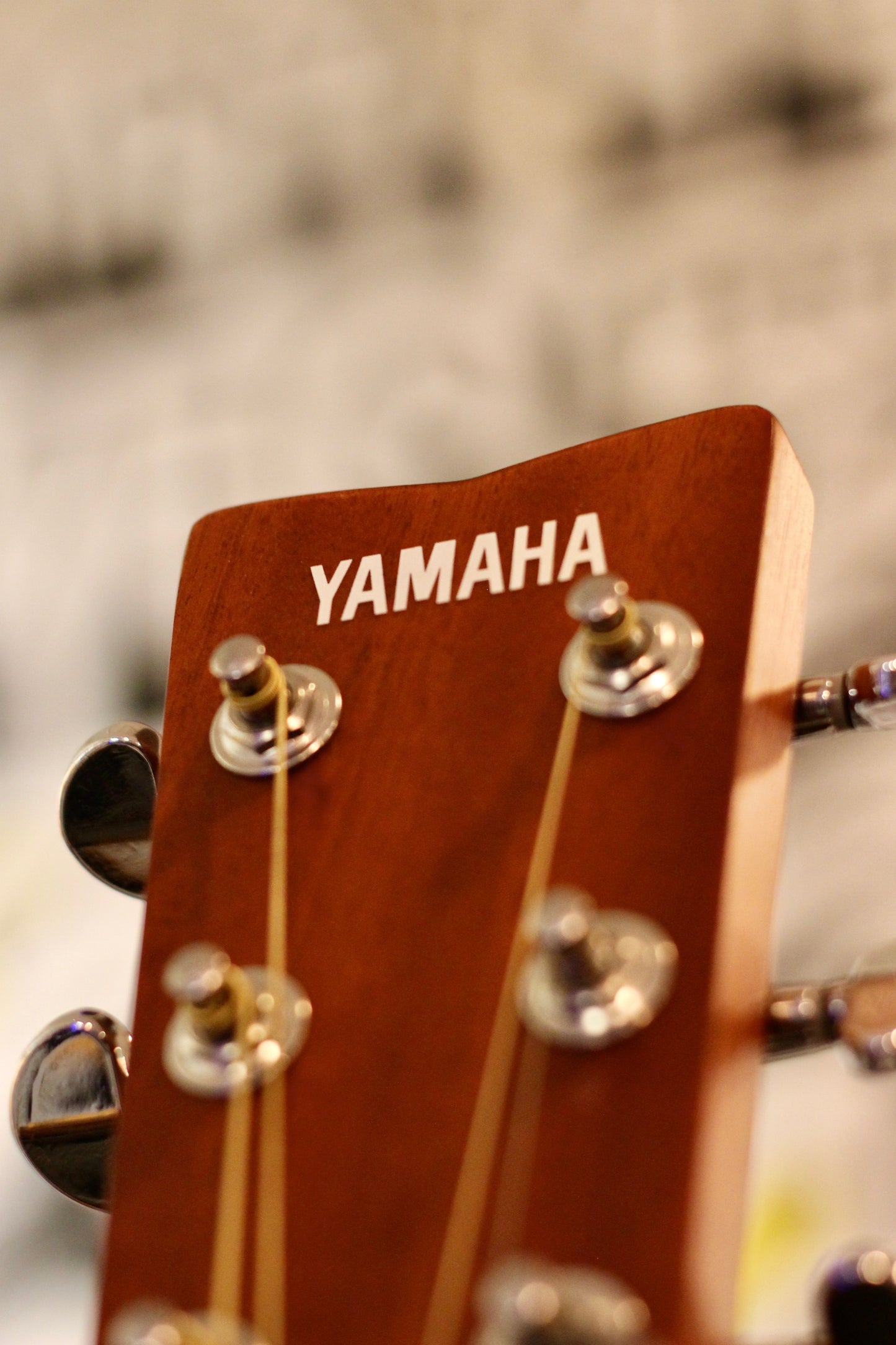 Yamaha F400 Acoustic Guitar