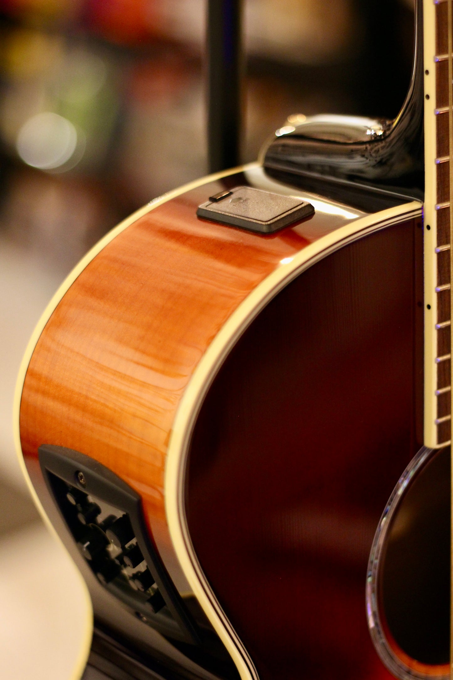 Yamaha CPX1000 Acoustic/Electric - Brown Sunburst