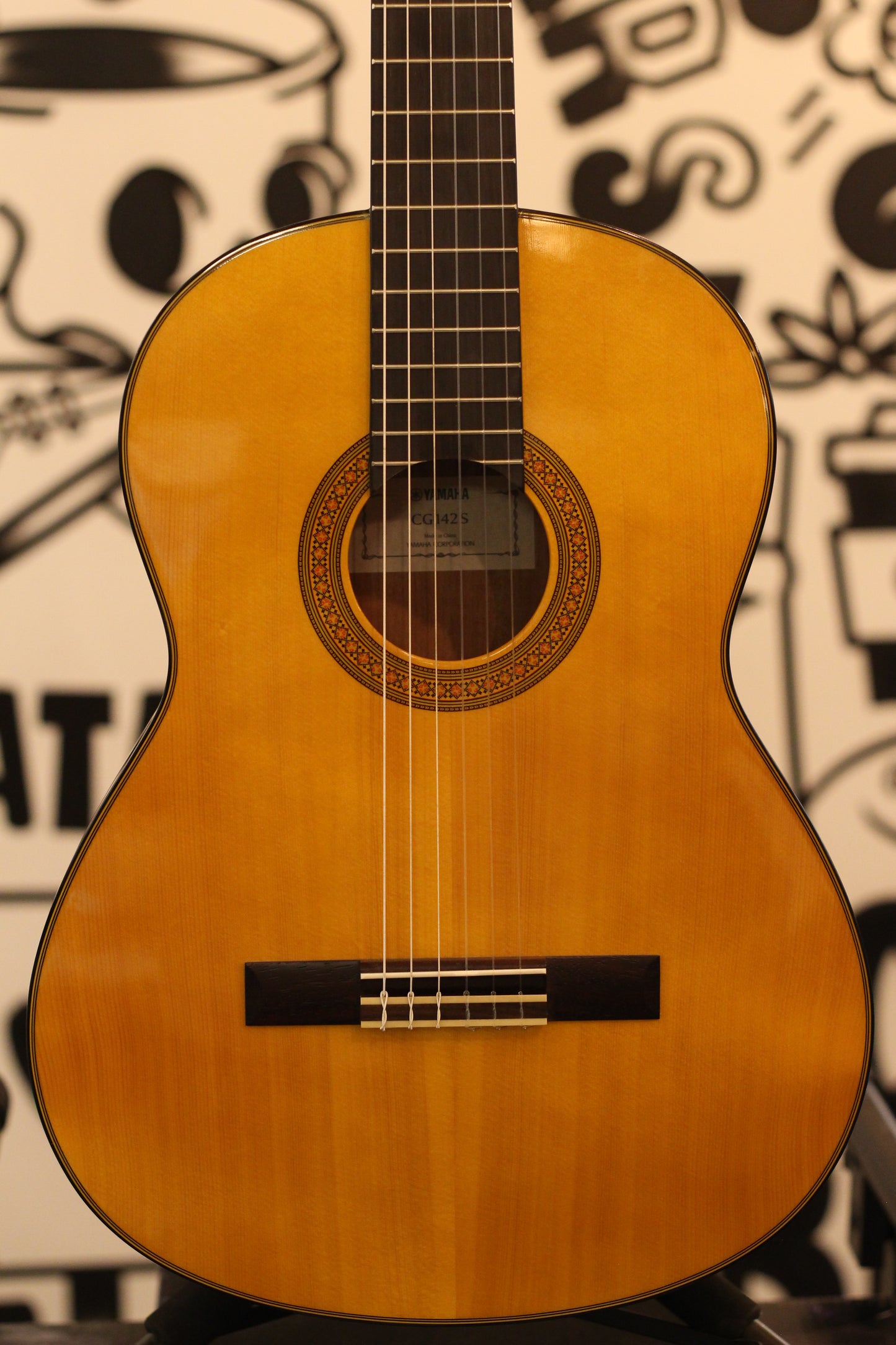 Yamaha CG142S - Classical Guitar