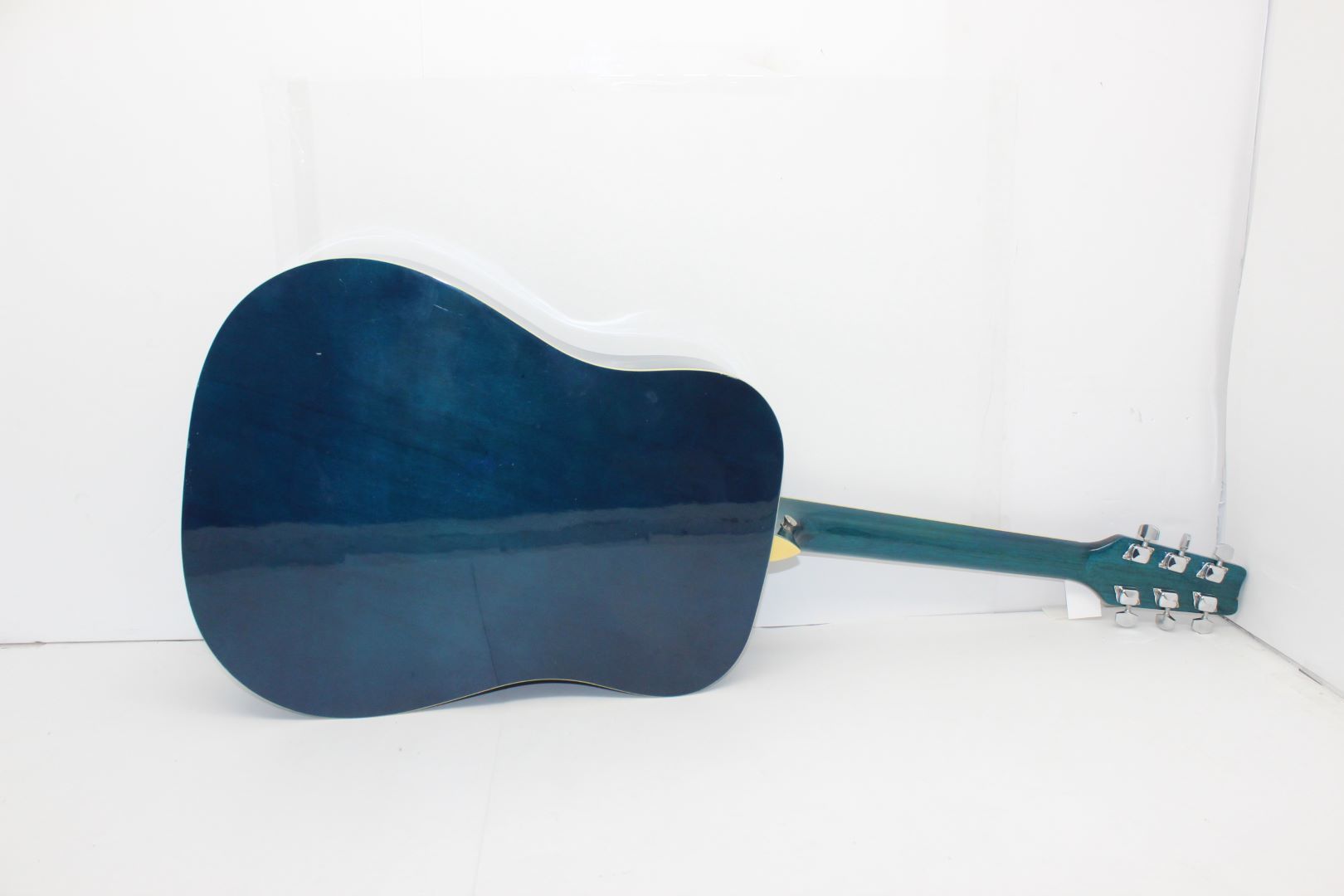 Yamaha FG820 Spruce Top Acoustic Guitar - Sunset Blue